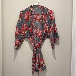 Gorgeous Lightweight Robe